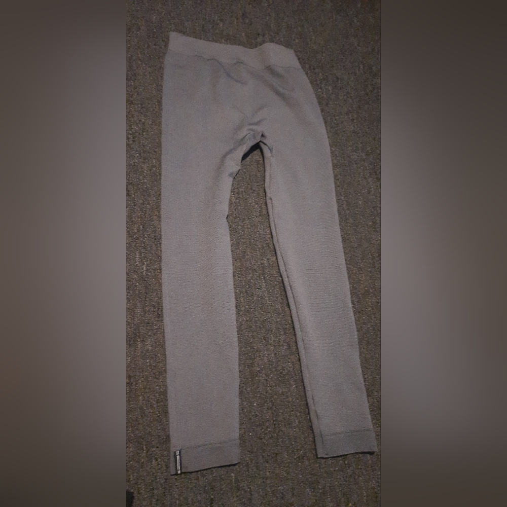 Gray tights or under pants leggings
